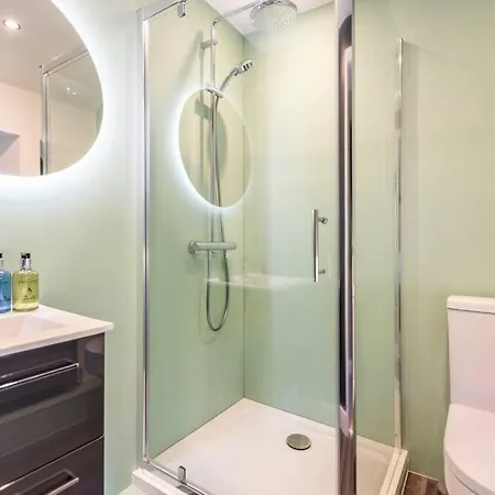 Langdale Boulders, Ambleside, Fantastic Views *